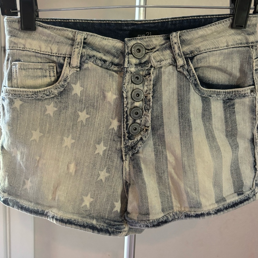 Forever 21 Star and Stripe Jean Shorts - Blue and White American flag